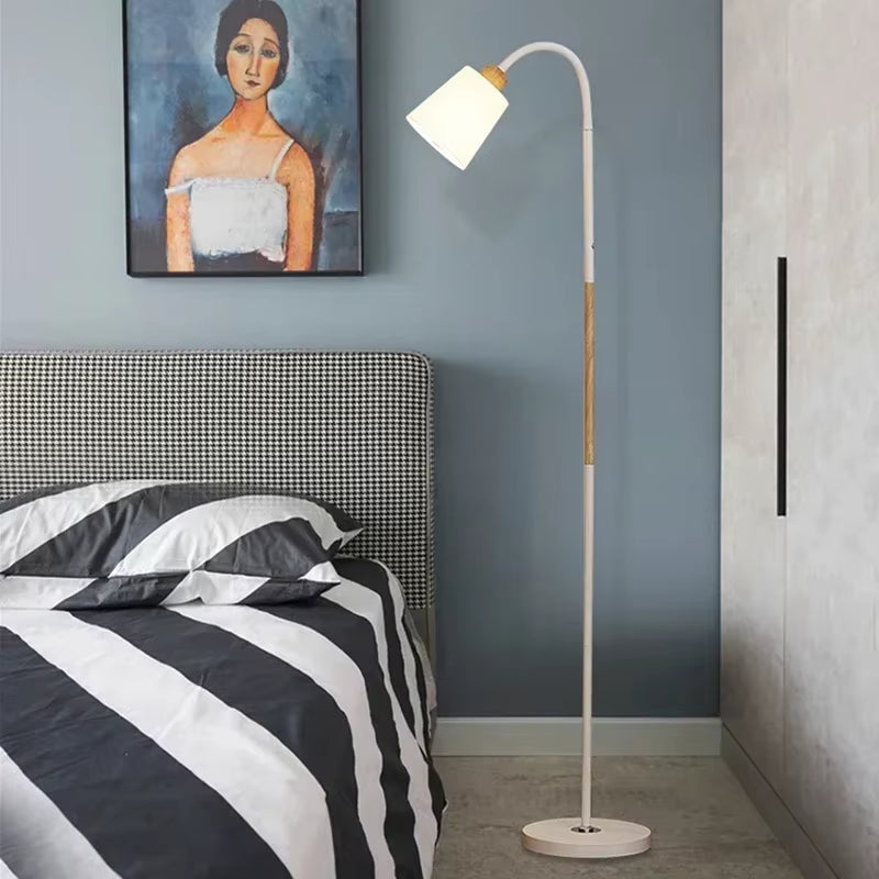 Nordic Floor Lamp Creative Living Room Bedroom Study LED Simple Modern Dimmable Remote Control Reading Floor Lamp