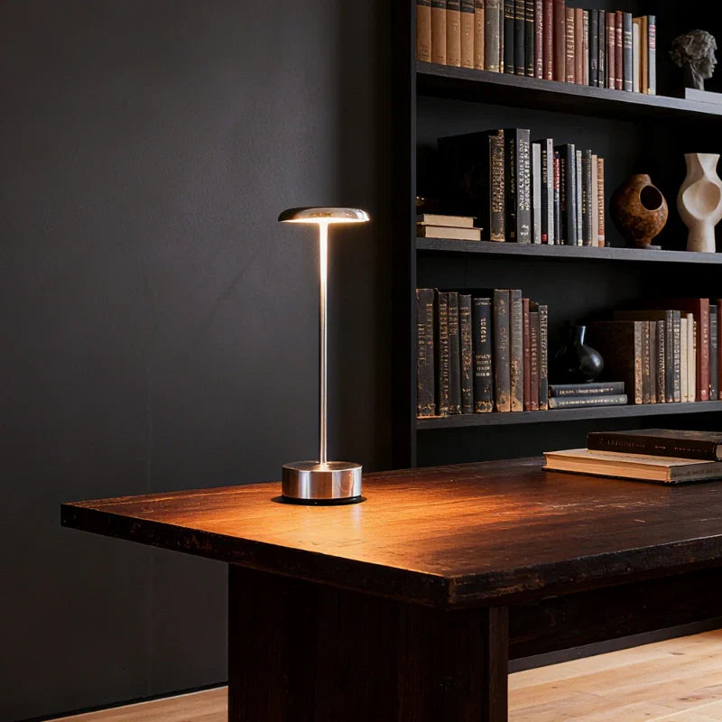 Solvane Luxe Table Light